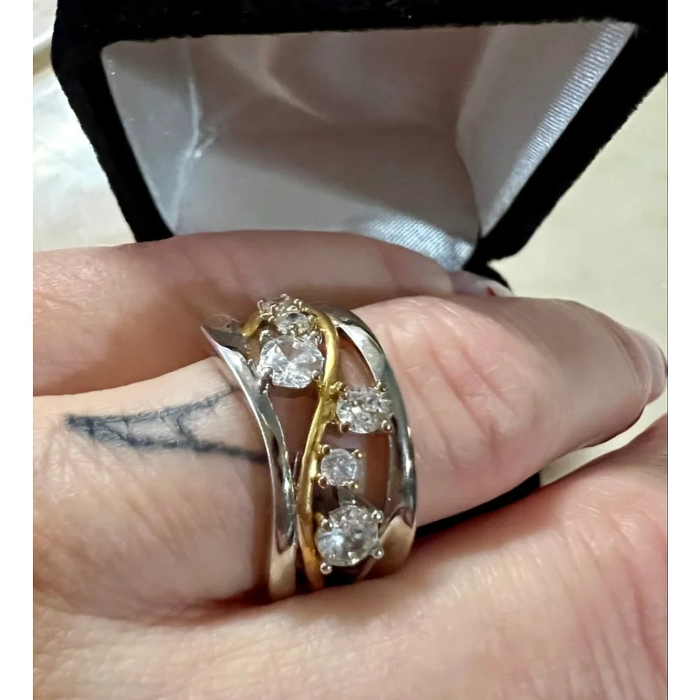 Vine Design 925 Silver With Gold Simulated Diamond Fashion Ring